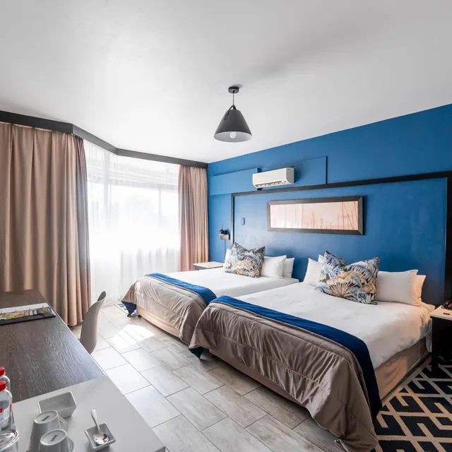غرفة بسرير مزدوج أو سريرين منفصلين، Indaba Lodge Hotel Richards Bay 3/7