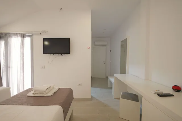 غرفة ثلاثية بشرفة، Vila Era Beach 6/9
