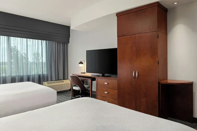 غرفة بسريرين كوين، Courtyard by Marriott Minneapolis Maple Grove/Arbor Lakes 9/10