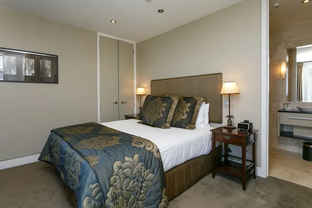 3 Bedrooms, Luxury, Apartment, 3 King Beds, Lake Side, Lake View، The Reef Resort 1/10