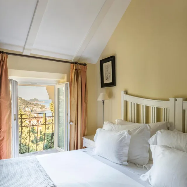 غرفة سوبيريور بسرير مزدوج، VILLA DELLA PERGOLA 2/10