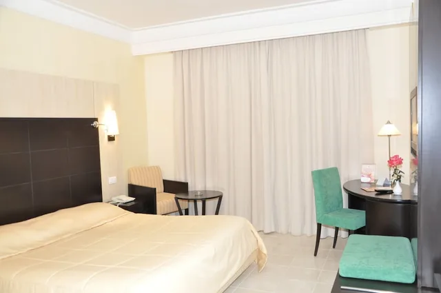 غرفة بسرير مزدوج بإطلالة على الحديقة، Hotel Aziza Thalasso Golf - Adults Only 3/9