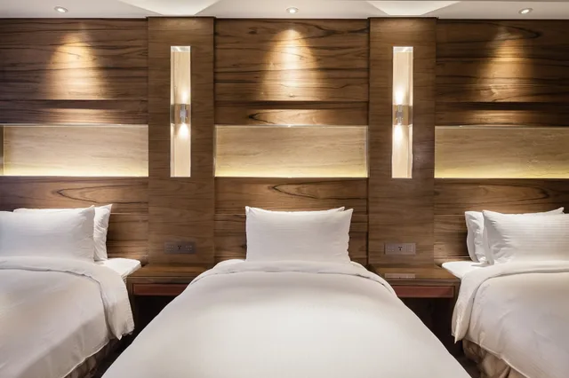 Room, Triple, 3 Beds, No Window، Green World Station Hotel 3/5