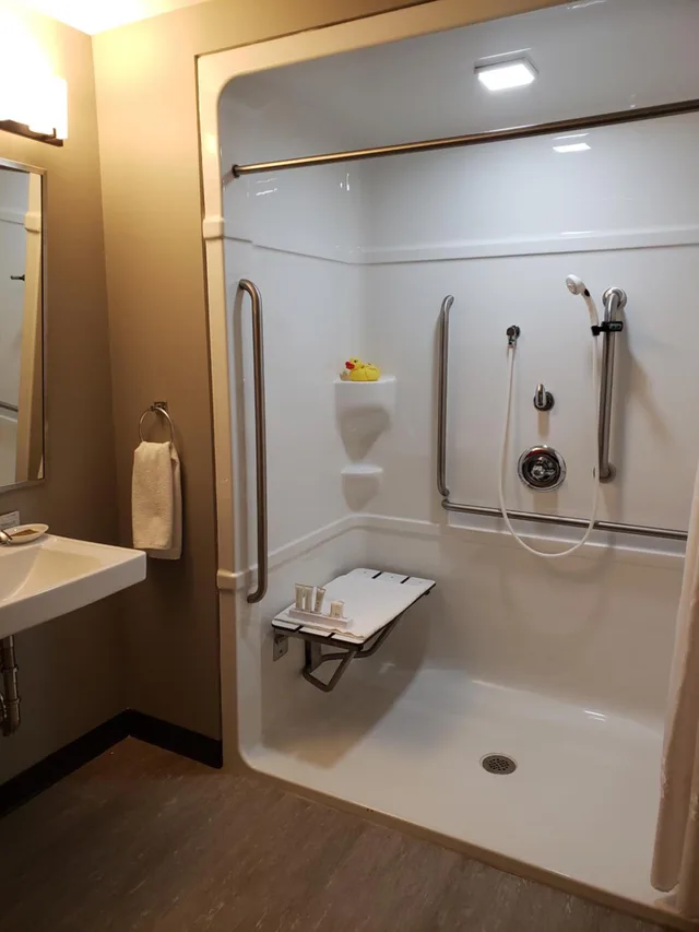 Room, Single, Accessible, The Souris Hotel 4/4