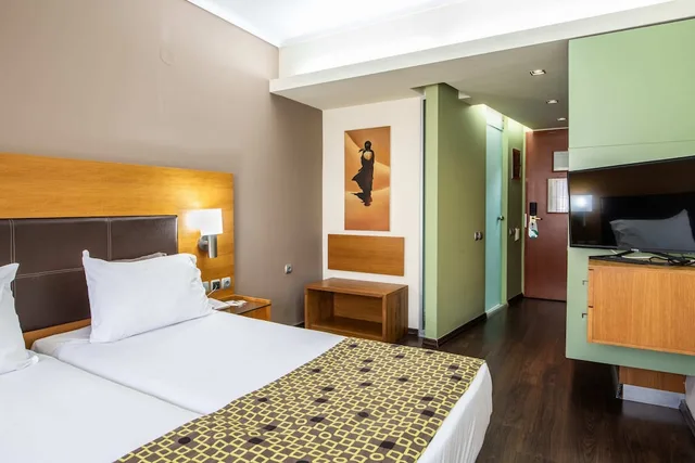 غرفة متصلة قياسية بأربعة أسرّة، Capsis Hotel Thessaloniki 2/10