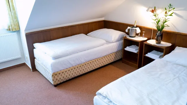 غرفة قياسية بسرير مزدوج أو سريرين منفصلين، Floret Hotel 5/10