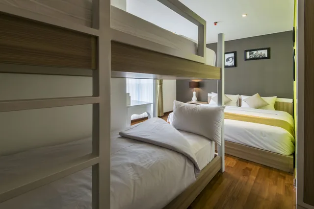 Family, King Bed, Bunk Bed, Yans House Hotel Bali 3/7