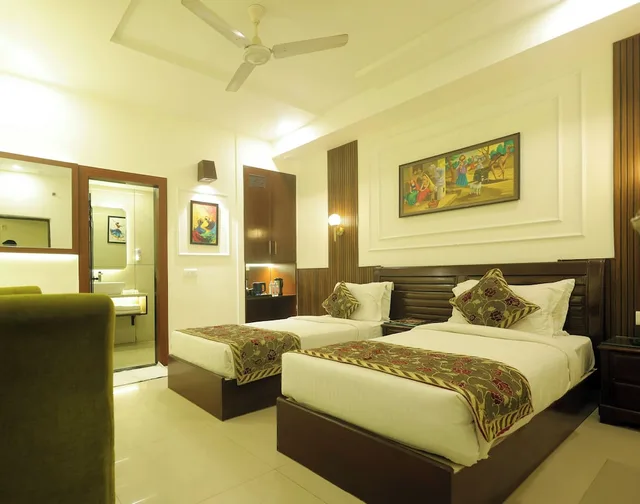 غرفة سوبيريور بسرير كينج، Hotel Taj Inn 7/10
