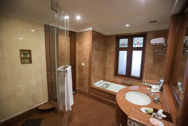 جناح بسريرين منفصلين بإطلالة على الحديقة، The Lalit Golf And Spa Resort Goa 5/5