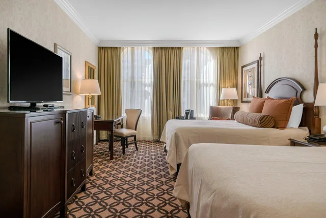 غرفة قياسية رباعية، Omni San Francisco Hotel 2/4