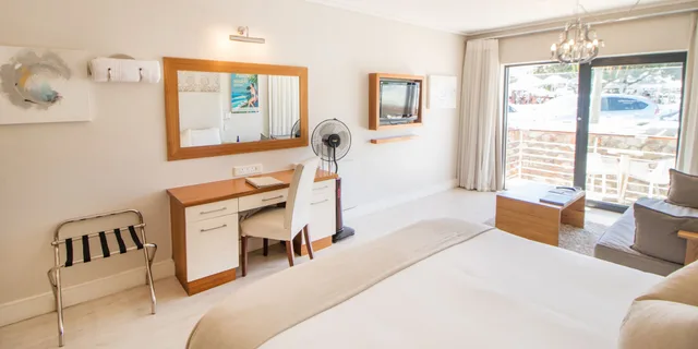 Studio, King Bed, New Wing، Harbour House Hotel 3/10