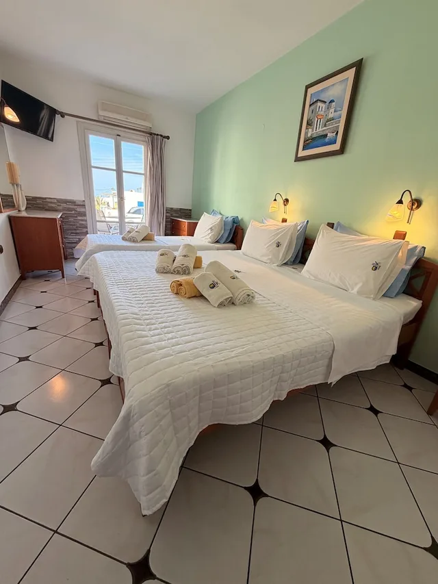 Comfort, Triple, 1 King and 1 Single Beds, Valley View، ALK Hotel 5/8