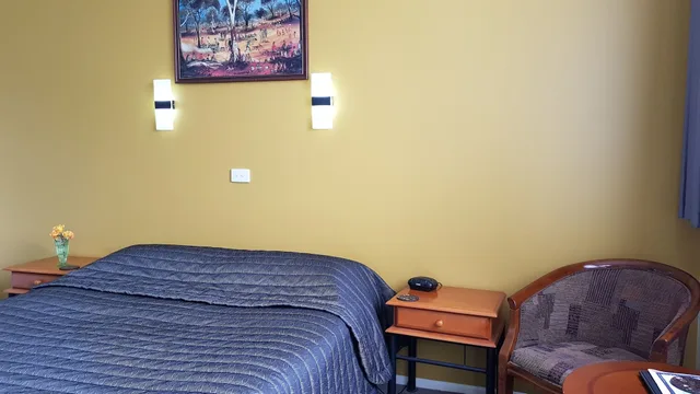 غرفة قياسية بسرير كوين، Daylesford Central Motor Inn 1/2