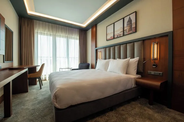 غرفة قياسية بسرير كوين، TRYP by Wyndham Istanbul Maltepe 4/6