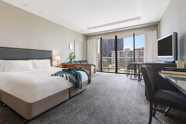 Oaks Gold Coast Hotel, Surfers Paradise, Gold Coast 22/75