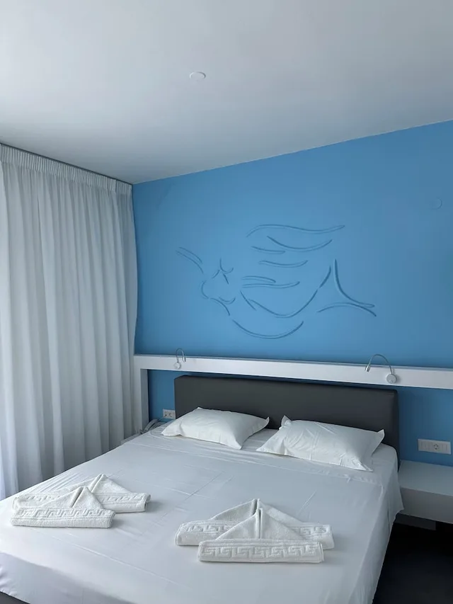 شقة بريميوم بسريرين منفصلين بإطلالة على المسبح مع أريكة، Niriides Hotel 1/10