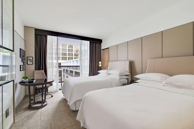 غرفة رباعية بإطلالة على المسبح، Sheraton Universal Hotel 2/10