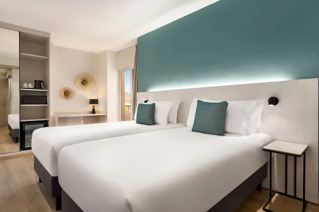 Deluxe, Twin Beds, Mountain View, Ramada Resort by Wyndham Puerto de Mazarron 2/6