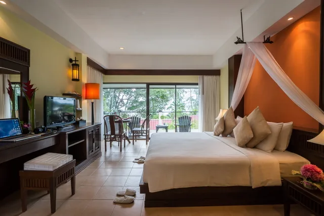 غرفة قياسية بسرير مزدوج أو سريرين منفصلين، Khaolak Emerald Beach Resort and Spa 1/5