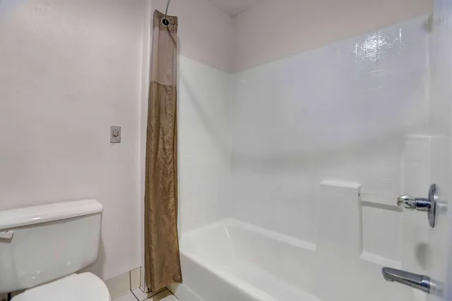 جناح ديلوكس، Americas Best Value Inn Apache Junction 6/7