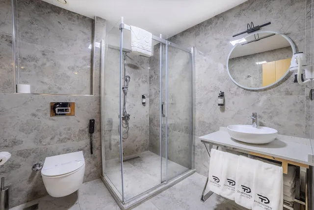 Family, Quadruple, Queen Bed, 2 Sofa, Downtown Sirkeci Hotel 10/10