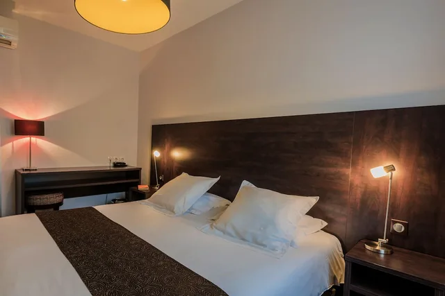 غرفة كومفورت بسرير مزدوج، Hôtel Ronsard 4/6