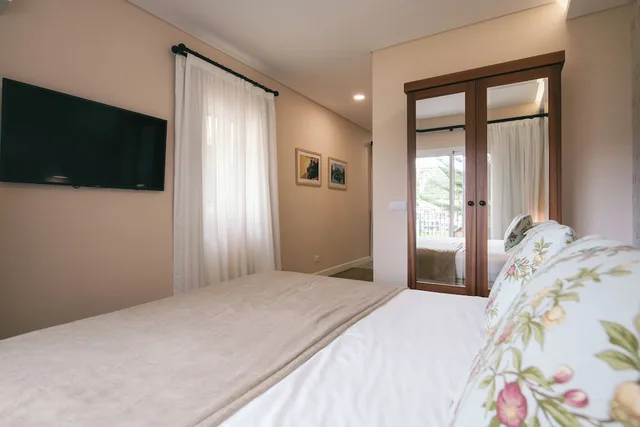 1 Bedroom, Garden, Classic, Suite, Queen Bed, Private Bathroom, Kitchenette، Quinta da Saraiva 3/4