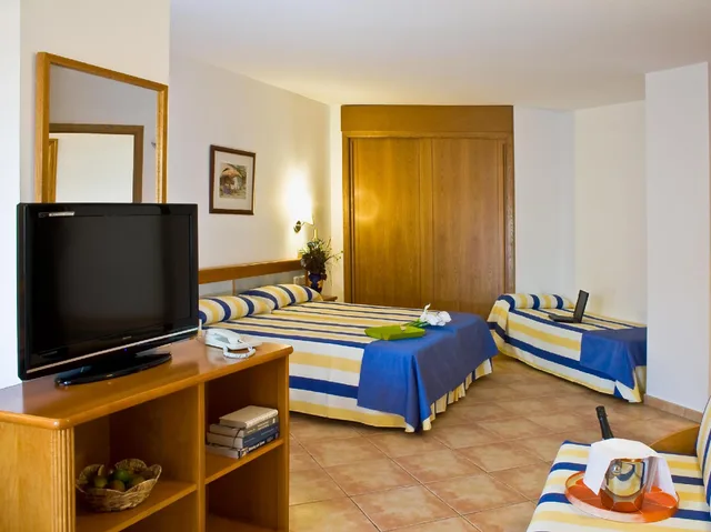 Standard, Balcony or Terrace، Rosamar Ibiza Hotel 1/1