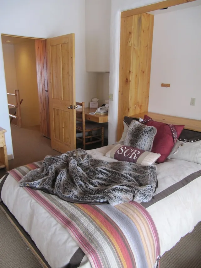2 Bedrooms, Condo, Spring Creek Ranch 2/8