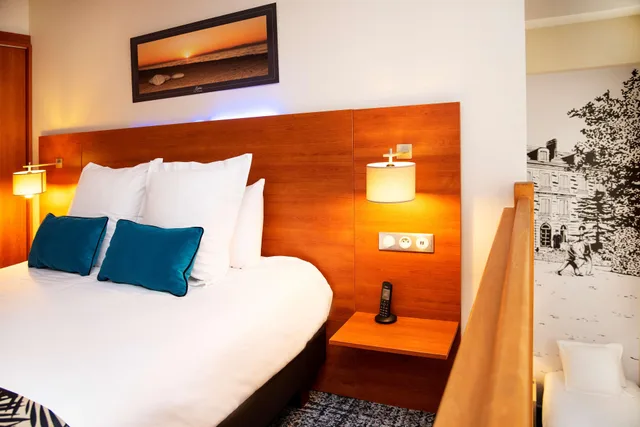 دوبلكس عائلي، Best Western Plus Hotel Colbert 4/7