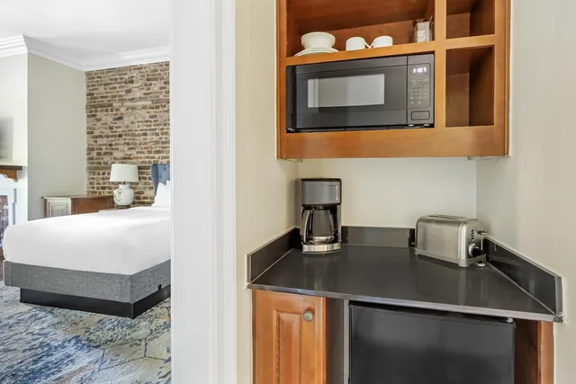 استوديو بسرير كينج وسرير كوين مع أريكة، Hilton Vacation Club Lodge Alley Inn Charleston 3/3