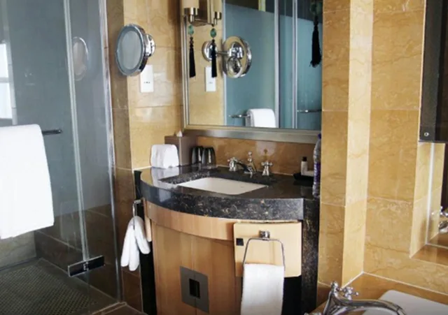 Deluxe, King Bed, Executive Level، Wanda Vista Beijing 2/2