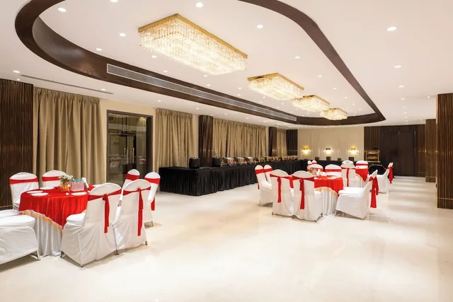 Hotel Kingsway، رايبور 6/40