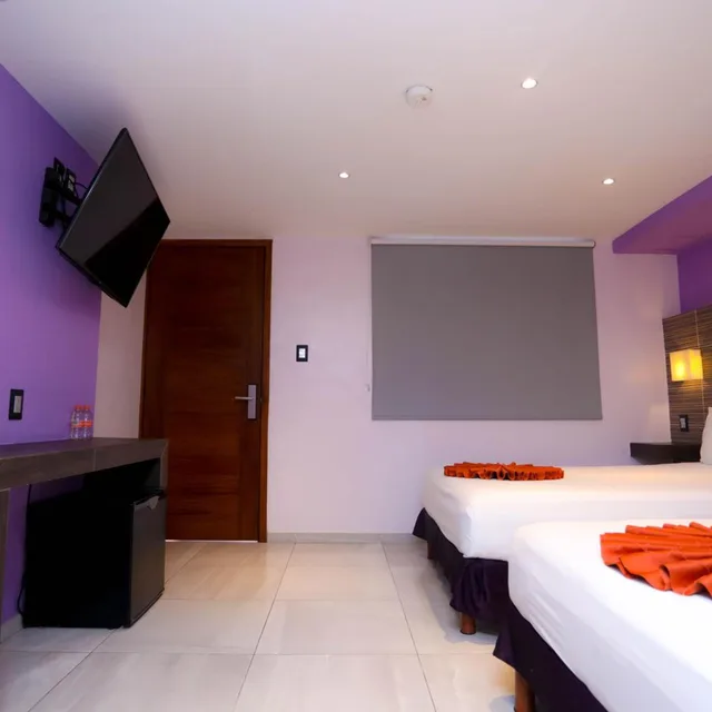 Room, Twin Beds, Hotel Kavia 9/10
