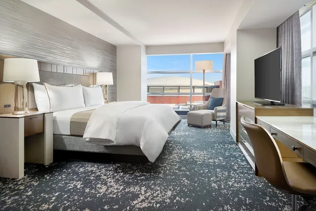 غرفة تقليدية بسرير كينج، Westin Memphis Beale Street 8/10