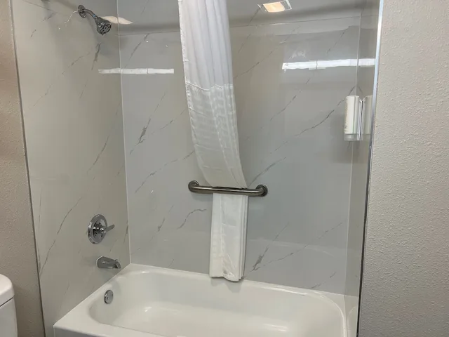 غرفة بسرير كينج لذوي الإعاقة، Park Inn by Radisson, Medical Center 4/7