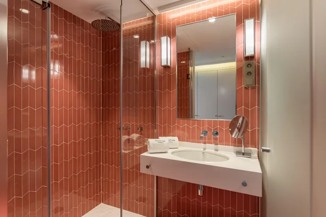غرفة قياسية بإطلالة، Room Mate Macarena Gran Via 8/10