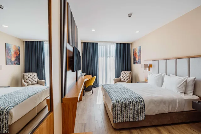 غرفة بسرير مزدوج، Best Western Plus Batumi 5/8