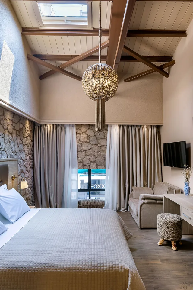 جناح بسرير كوين مع أريكة، Athens Manor Houses 4/10