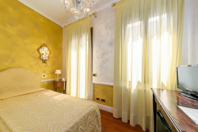 غرفة مفردة، Hotel Pantalon 4/8
