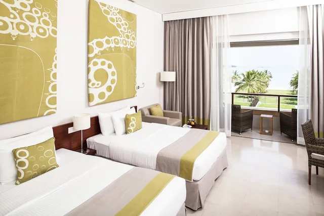 Deluxe, 1 King and 1 Single Beds, Amaya Beach Passikudah 3/5