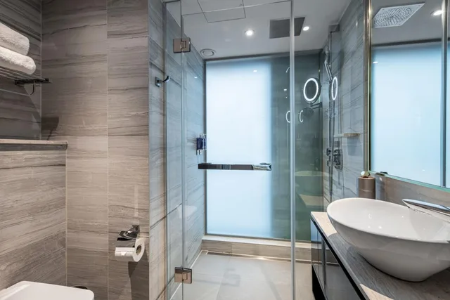 جناح بسرير كوين، Leonardo Hotel London Aldgate - Formerly Hotel Saint 4/4