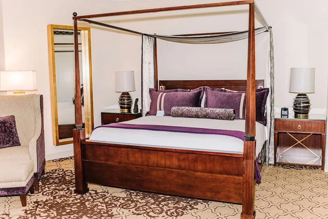 1 Bedroom, Grand Cr, Suite, King Bed, Sofa، Grand Reserve at The Meritage 1/3