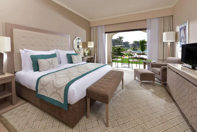 Pool, Deluxe, Family, Triple، Steigenberger Alcazar Couples and Families Only 1/2