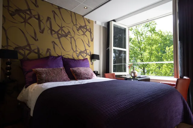 غرفة صغيرة بسرير مزدوج بإطلالة على القناة، HAMPSHIRE BOUTIQUE HOTEL SEBASTIANS 1/2