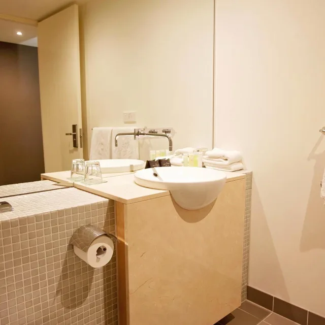 Standard, Twin Beds, Golden Pebble Hotel 4/5