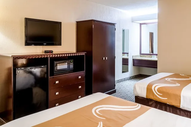 Standard, 2 Double Beds, Smoking, Quality Inn Moss Point - Pascagoula 10/10