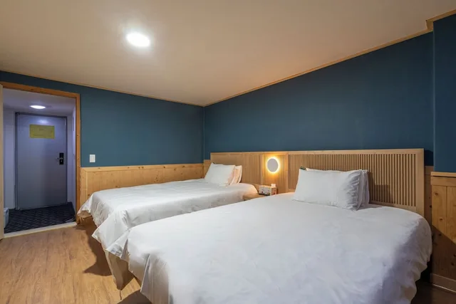 غرفة بسريرين منفصلين، New Jeju Hotel 3/9