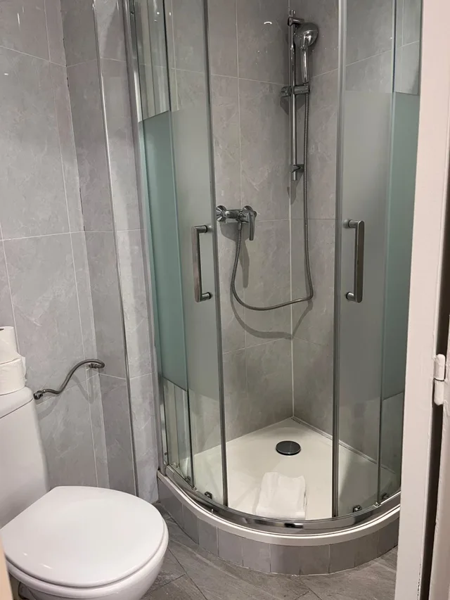 غرفة قياسية بسريرين منفصلين، Hipotel Paris Voltaire Bastille 4/4