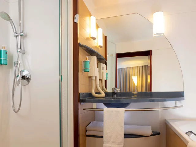 جناح سوبيريور بسرير مزدوج وسرير فردي، Novotel Suites Marseille Centre Euromed 6/6